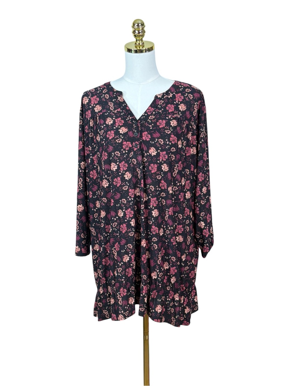 Woman’s Bon Worth floral stretchy tunic blouse size XL
